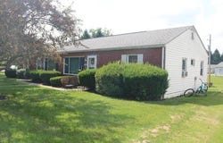 206-208 Edwards Road, Johnstown, OH 43031