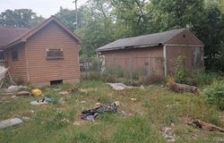 2401 Kansas Avenue, Flint, MI 48506