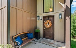 10 Galleries East Road, Huntington, WV 25701-0000