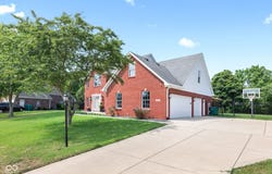 5910 Hickory Woods Drive, Plainfield, IN 46168