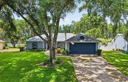 2639 WATERVIEW DRIVE, EUSTIS, FL 32726