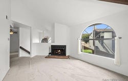1943 Diamond St, San Diego, CA 92109