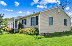 401 Highland Avenue, Vine Grove, KY 40175-1417