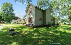 709 Garfield Street, St. Johns, MI 48879