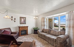 214 N MOUNTAIN, Fruit Heights, UT 84037