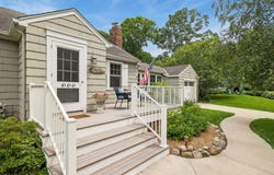 20600 Carson Road, Deephaven, MN 55331