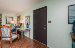 312 WOODLAND VILLAGE, HOMEWOOD, AL 35216