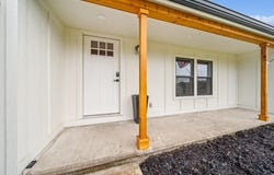 106 Admiral Trussler Blvd, Miami, OK 74354