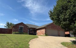 12127 SW 4th Street, Yukon, OK 73099