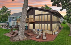 5006 Card Avenue, McFarland, WI 53558
