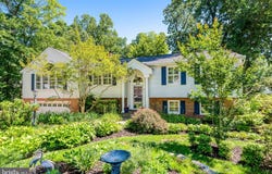 4929 BEXLEY Lane, FAIRFAX, VA 22032