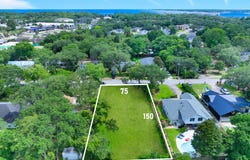 15 Plew Avenue, Shalimar, FL 32579