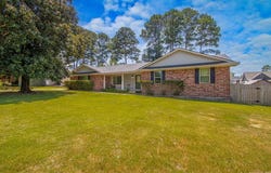 15 Park Drive, Bryant, AR 72022