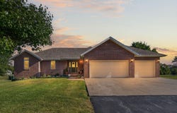 327 Alice Place, Ozark, MO 65721