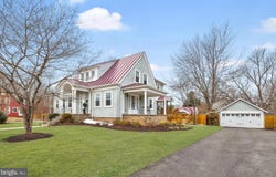 9016 GRANT Avenue, MANASSAS, VA 20110