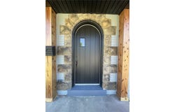 414 Argonne Dr, New Kensington, PA 15068
