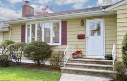 86 Spottswood Rd, Glen Rock Boro, NJ 07452-3032