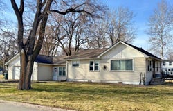790 E 2nd Street, Coal City, IL 60416