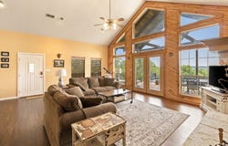 319 An County Road 4020, PALESTINE, TX 75803
