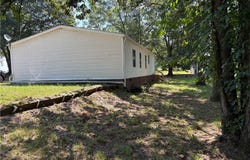 200 Sullivan Road, Fair Play, SC 29643