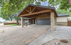 1005 N Ave S, Post, TX 79356