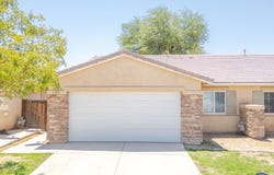 290 Morongo Dr, Imperial, CA 92251