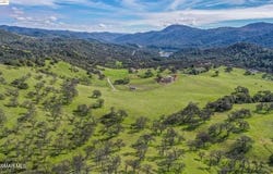 13300 Lone Bend Road, Jamestown, CA 95327