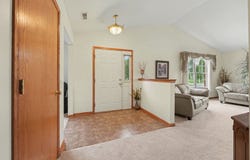 18611 Villa Court, Lansing, IL 60438