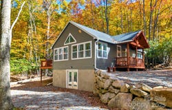 100 Spicewood Lane, Beech Mountain, NC 28604