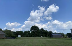 8007 Pelican Pointe Drive, Evansville, IN 47725