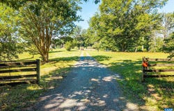 551 OLD HOMEPLACE LN, REVA, VA 22735