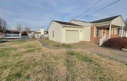 509 McNeil Ave, Point Pleasant, WV 25550