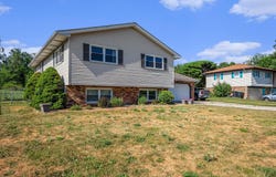 6576 Fairview Avenue, Portage, IN 46368