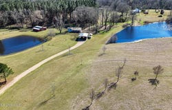 5192 Bean Road, Liberty, MS 39645