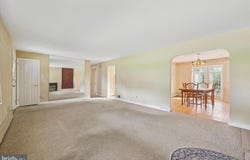1007 JAMESTOWN ROAD, BROOMALL, PA 19008