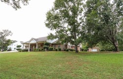 141 Lake Forest, Saltillo, MS 38866