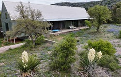 1145 Longhorn Dr, Burnet, TX 78611