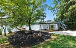 215 Barber Loop, Mooresville, NC 28117