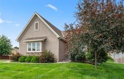 20740 W 224th Street, Spring Hill, KS 66083