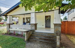 475 E ARLINGTON ST, Gladstone, OR 97027