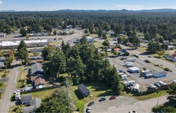 June Ave SE, Bandon, OR 97411
