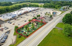 1554 N Center Ave, Somerset Twp, PA 15501