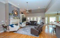 3217 Ridge Brook Cir, Louisville, KY 40245