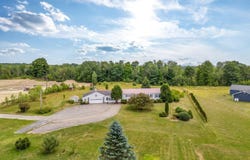 4 Chestnut Lane, Levant, ME 04456