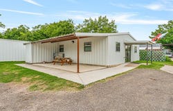 201 E Navarro Avenue, De Leon, TX 76444