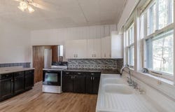 326 N Main Street, Lake Crystal, MN 56055