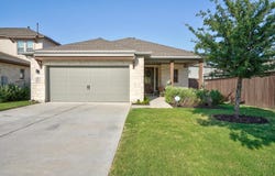 2240 Ringstaff Rd, Leander, TX 78641