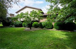 124 7th Avenue NW, Beach City, OH 44608