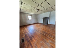 58 Second St, Greenwood, SC 29646