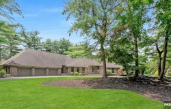301 Hopper Court, Franklin Lakes, NJ 07417